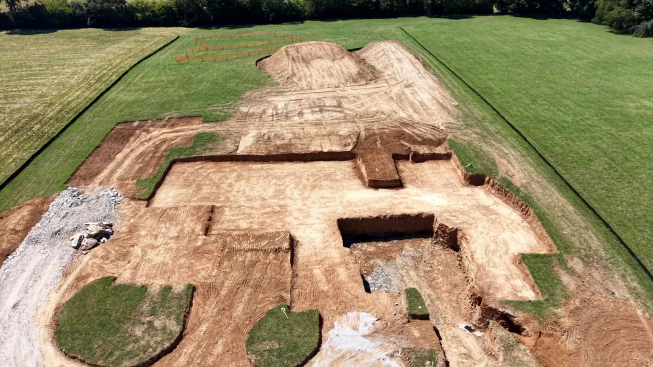 Overhead view of an excavated work area.